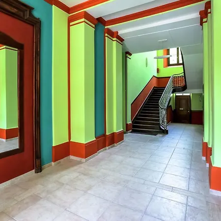 Le Trianon *
