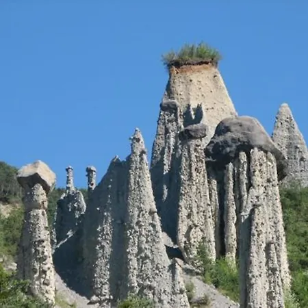 Le Trianon * Жозье